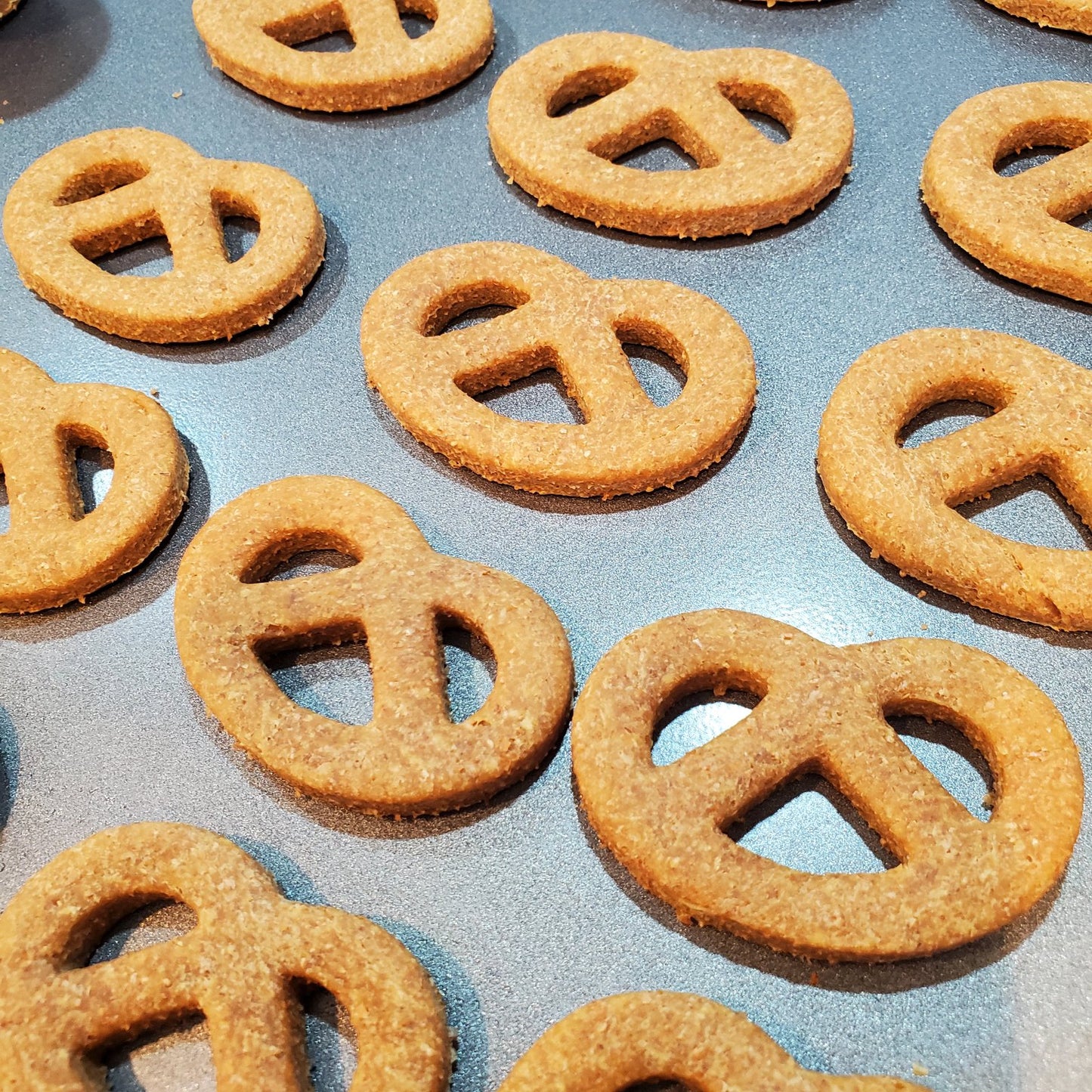 Peanut Butter Banana Pretzels
